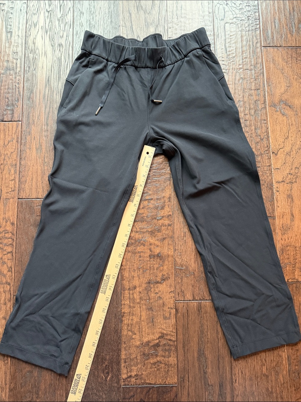 Lululemon on the fly crop sz4